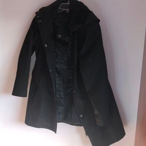 KRISTEN Blake black trench coat